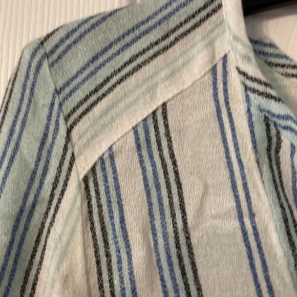 New Direction Shirt size M brand new with tags long 24” bust 38” - Picture 4 of 8